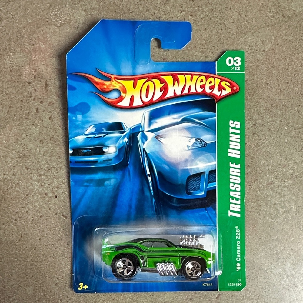 2006 Mattel Hot Wheels Treasure Hunt ‘69 Camaro Z28 #3 of 12 🆕